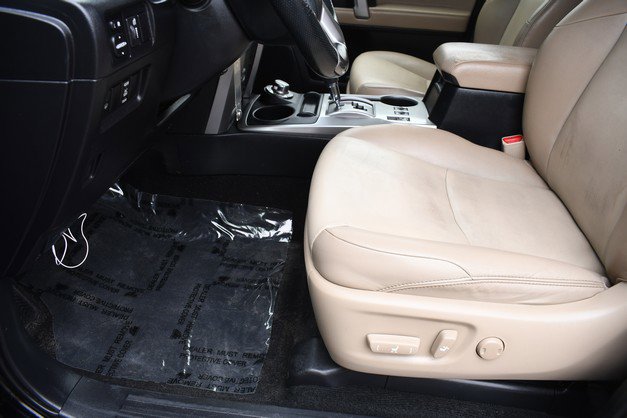 Used 2016 Toyota 4Runner SR5 Premium image 15