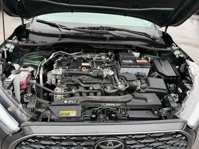 Used 2023 Toyota Corolla Cross XLE w/ Convenience Package image 22