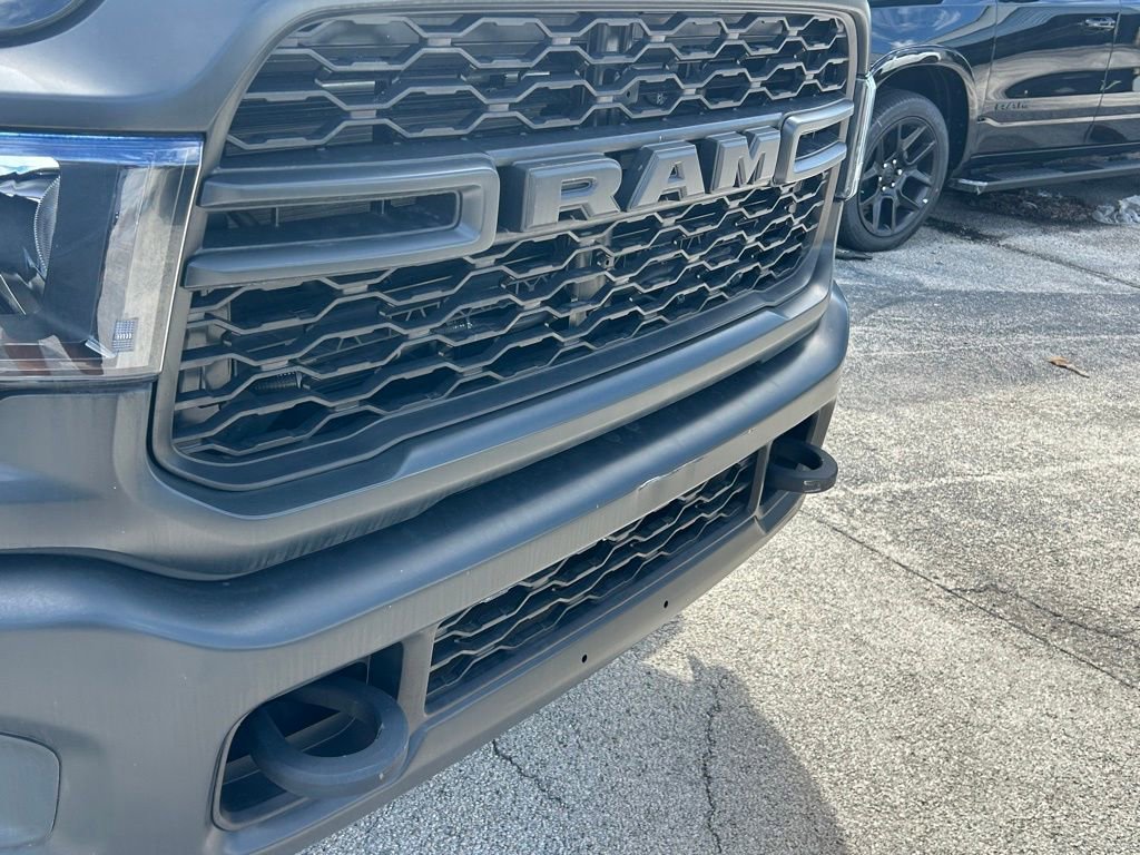 New 2023 RAM 5500 Tradesman w/ Max Tow Package image 19