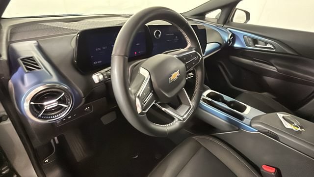 Used 2024 Chevrolet Equinox EV LT FWD image 14