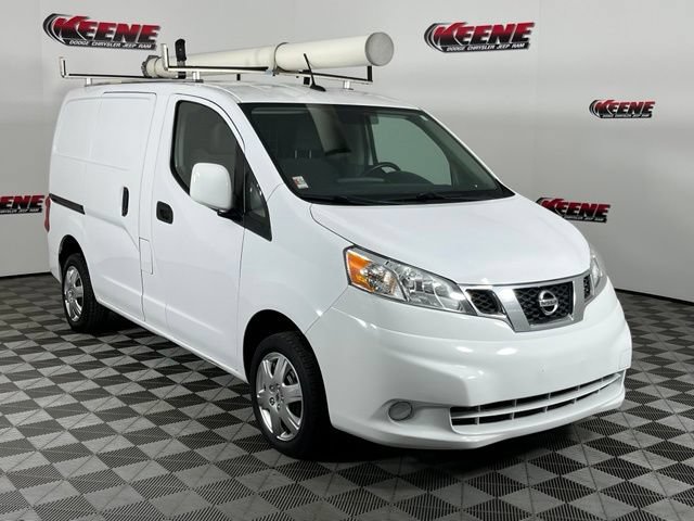 Used 2020 Nissan NV200 SV FWD image 2