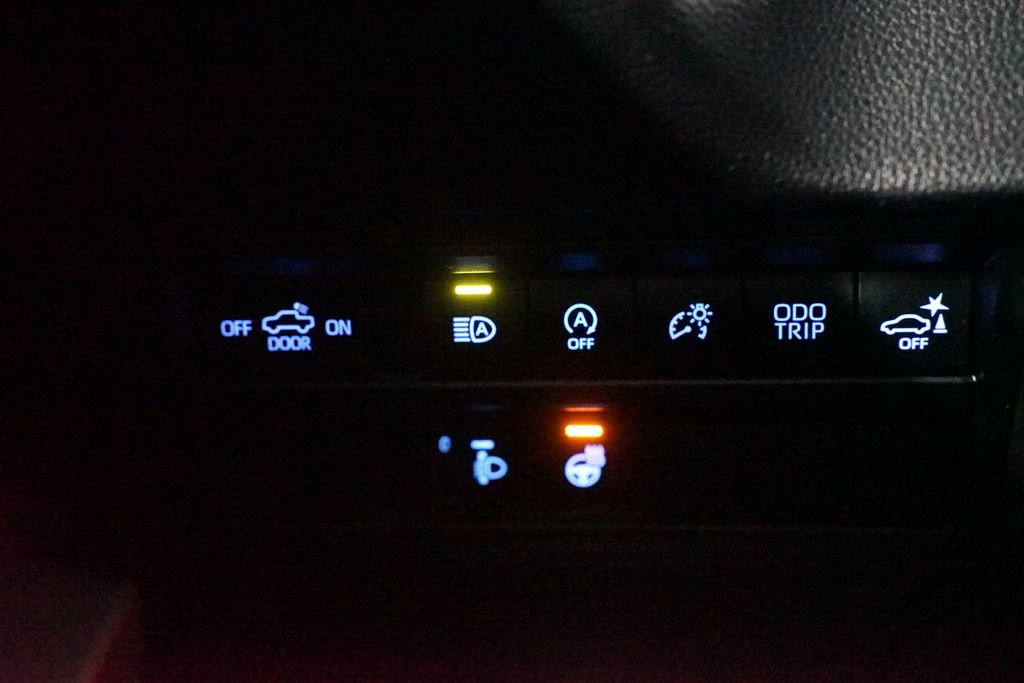 Used 2024 Toyota Tundra SR5 w/ SR5 Premium Package image 25