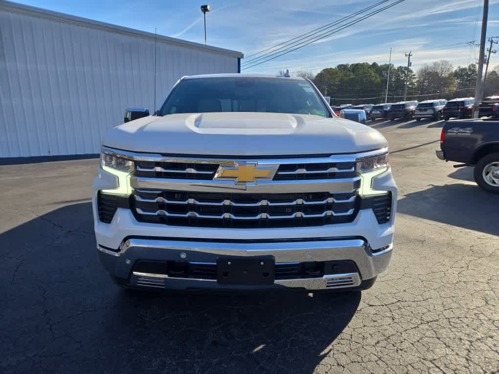 New 2026 Chevrolet Silverado 1500 LTZ w/ Technology Package AWD/4WD image 2