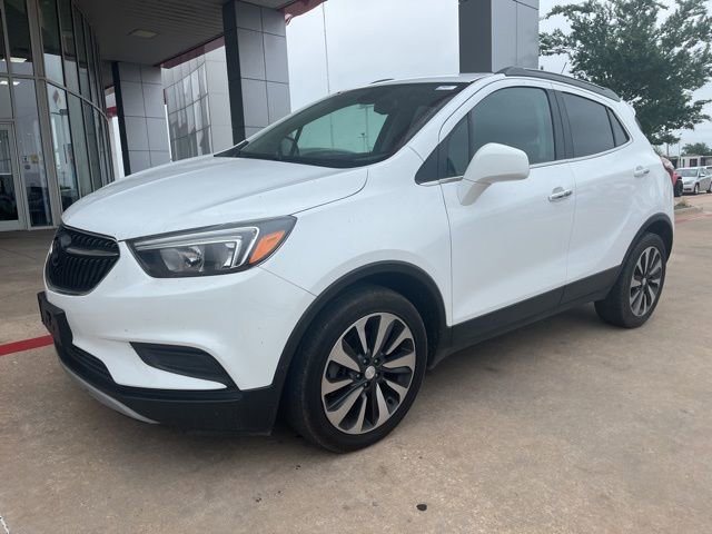 Used 2021 Buick Encore Preferred FWD image 2