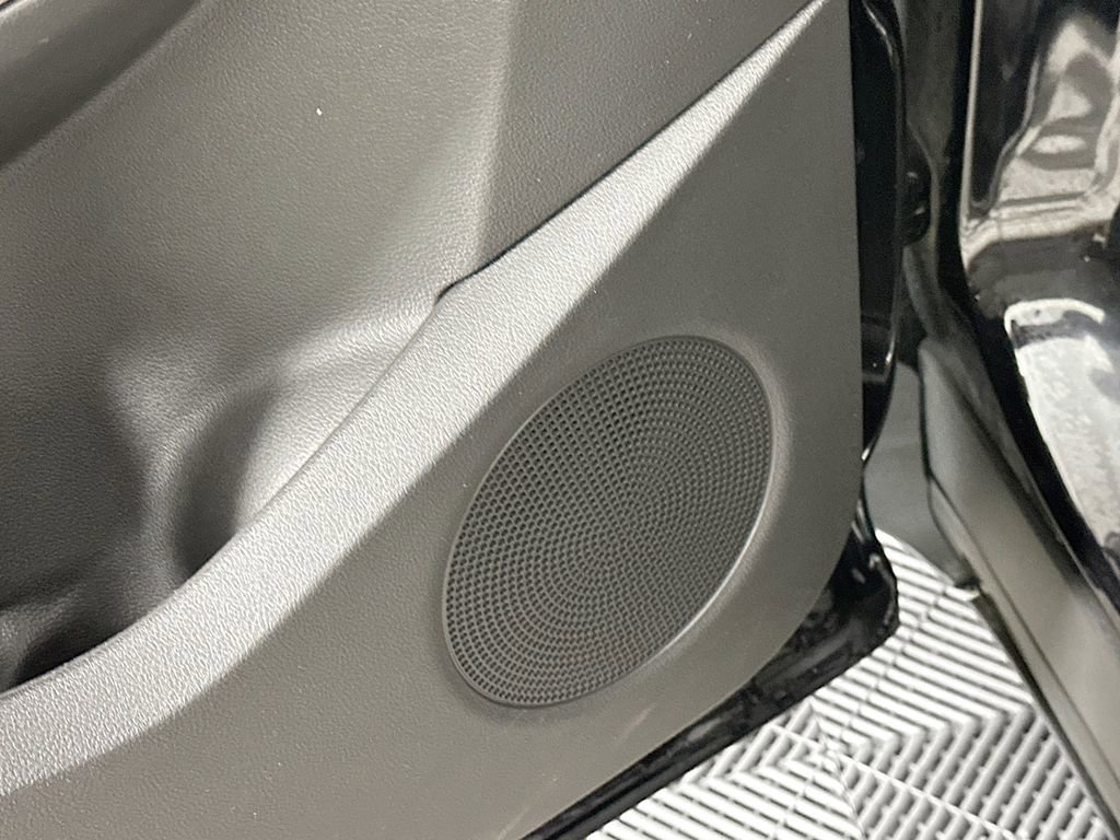 Used 2019 Ford Escape SEL image 25