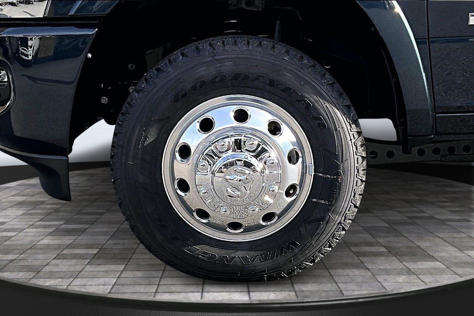 New 2026 RAM 3500 Big Horn w/ Laramie Trim Package image 11