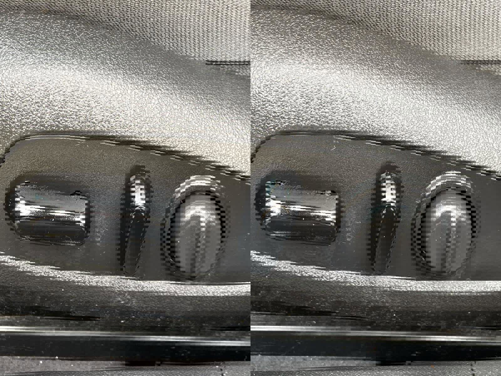 Used 2017 Chevrolet Malibu LT image 13