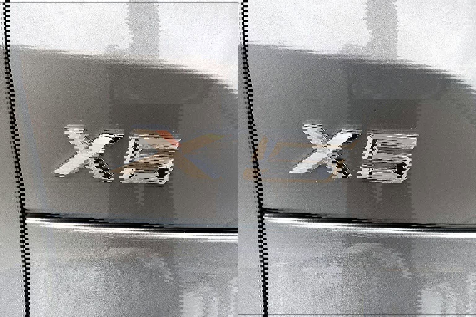 Used 2024 BMW X5 sDrive40i w/ M Sport Package image 31