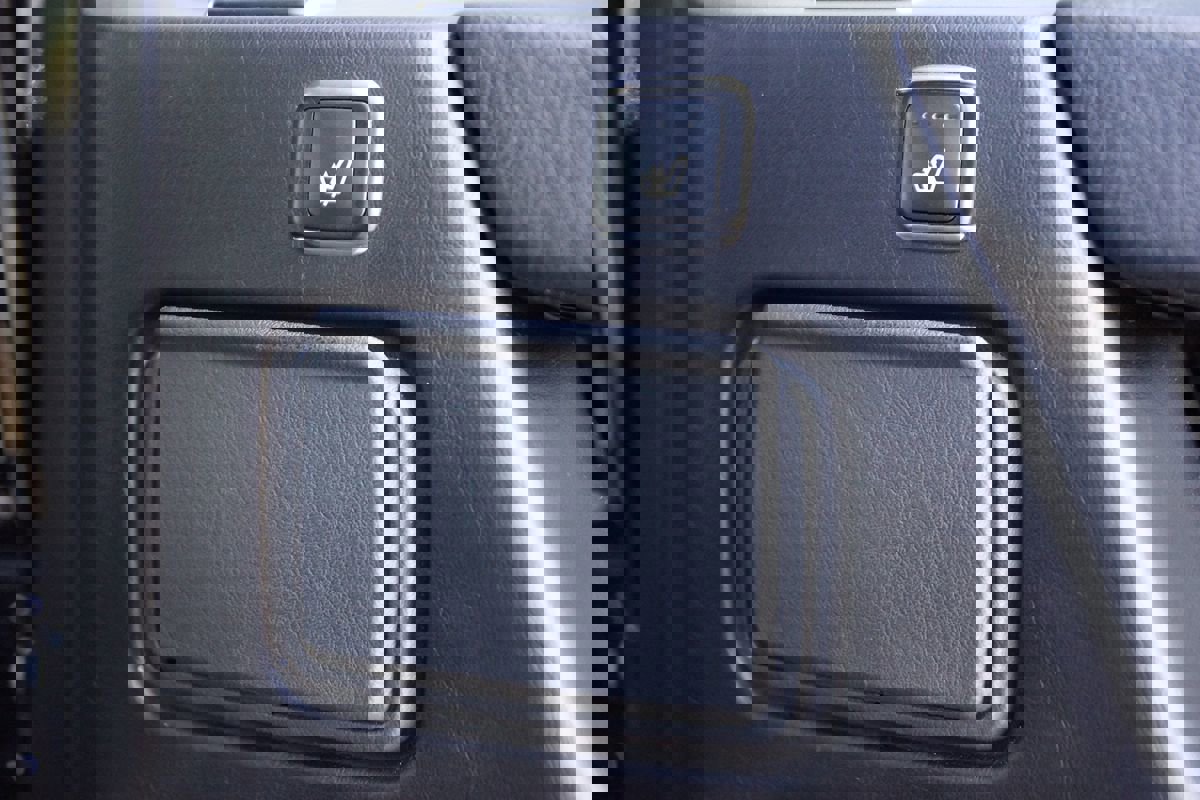 Used 2015 Mercedes-Benz G 63 AMG 4MATIC w/ PA6 Package image 47