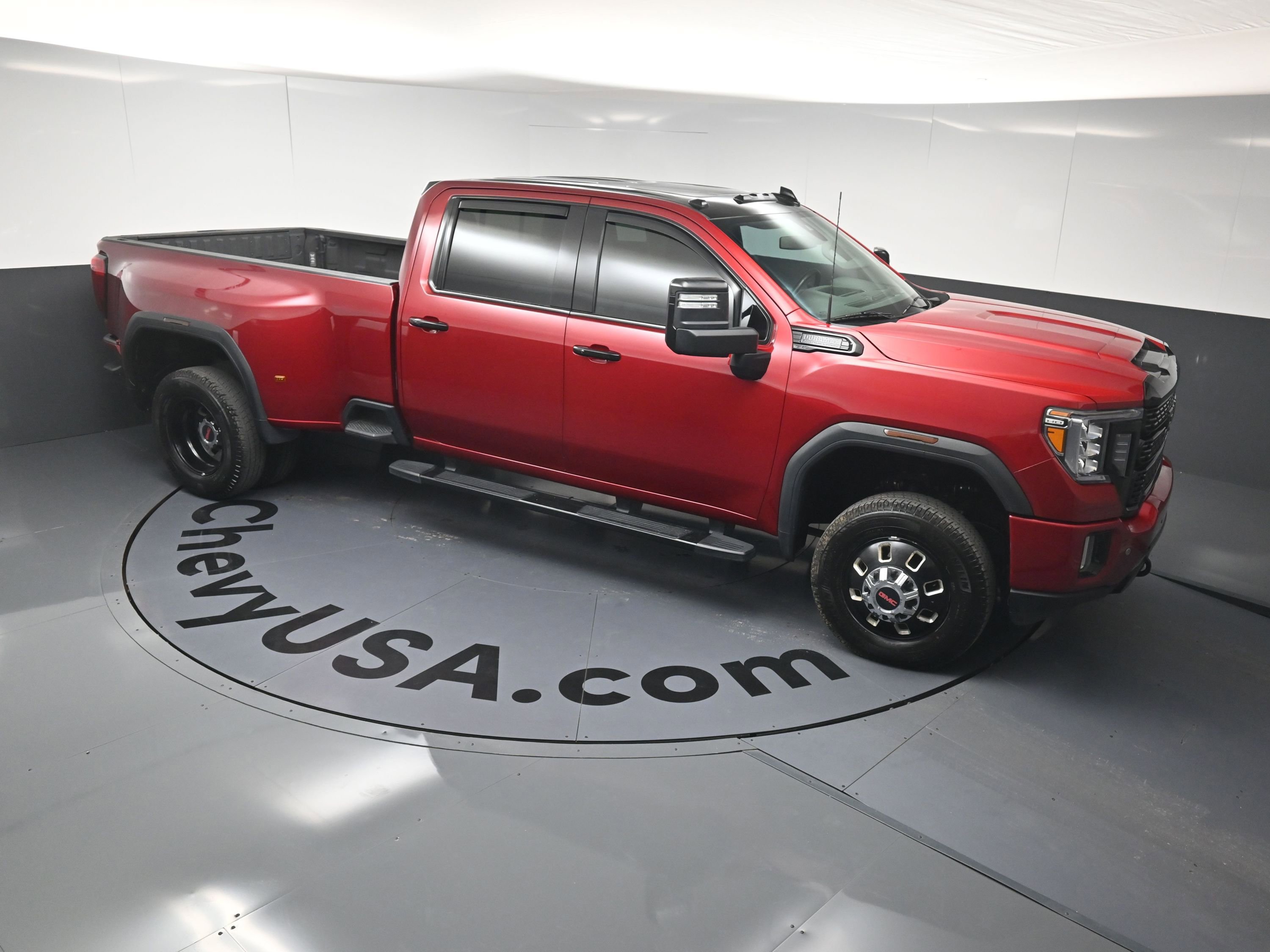 Used 2022 GMC Sierra 3500 Denali AWD/4WD image 23