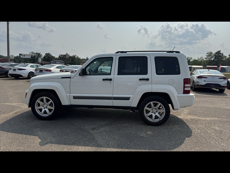 Used 2010 Jeep Liberty Sport w/ Popular Equipment Group AWD/4WD image 9