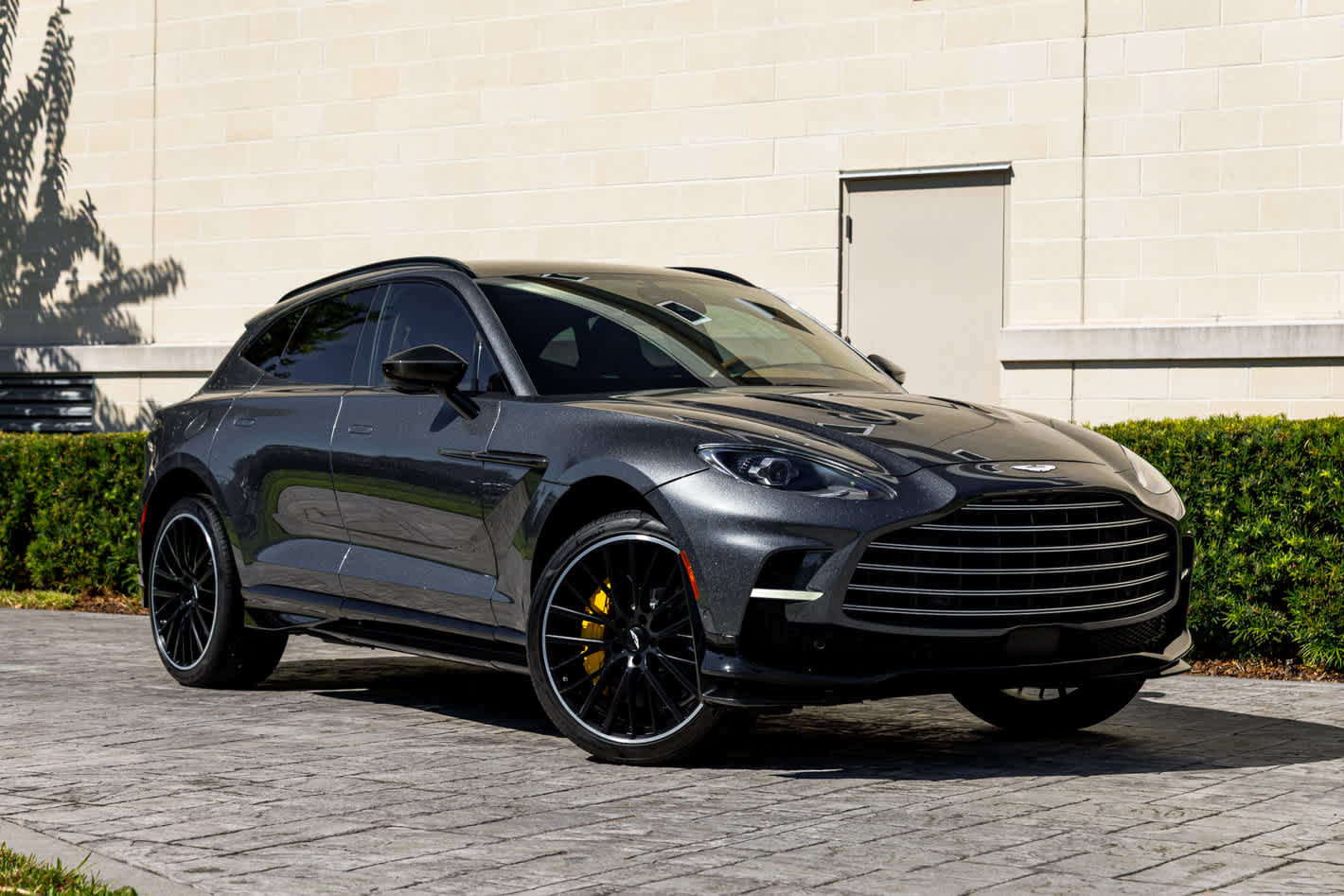Used 2023 Aston Martin DBX 707 image 32