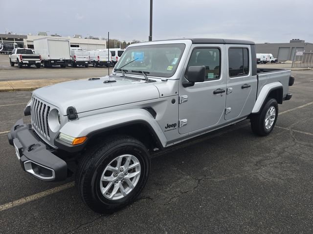 Used 2023 Jeep Gladiator Sport image 1