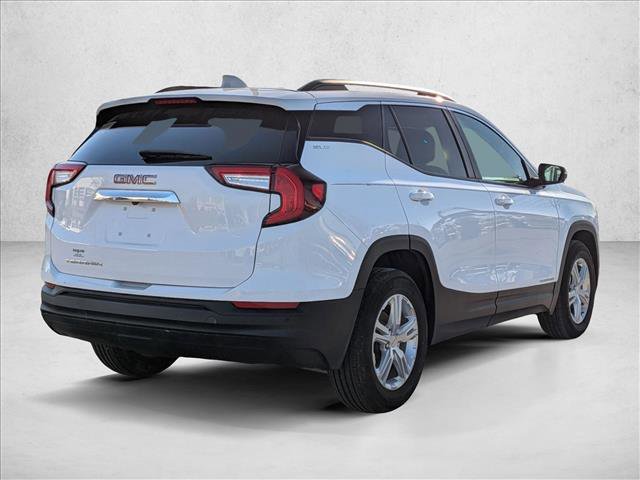 Used 2022 GMC Terrain SLE w/ Driver Convenience Package image 5
