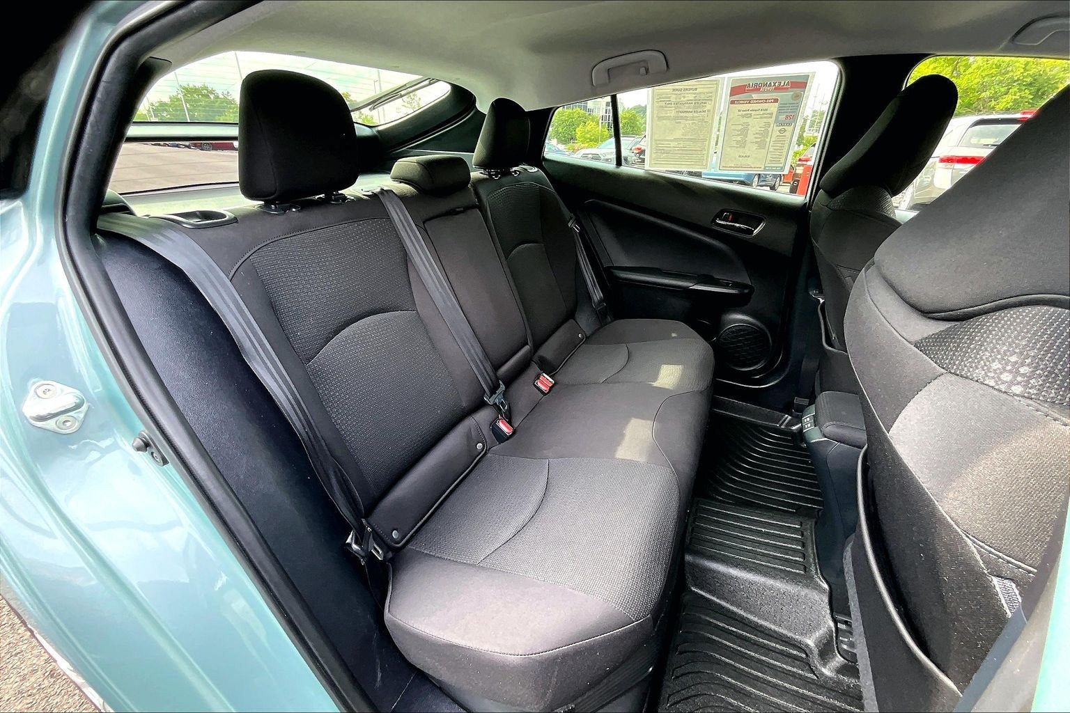 Used 2019 Toyota Prius LE FWD image 24