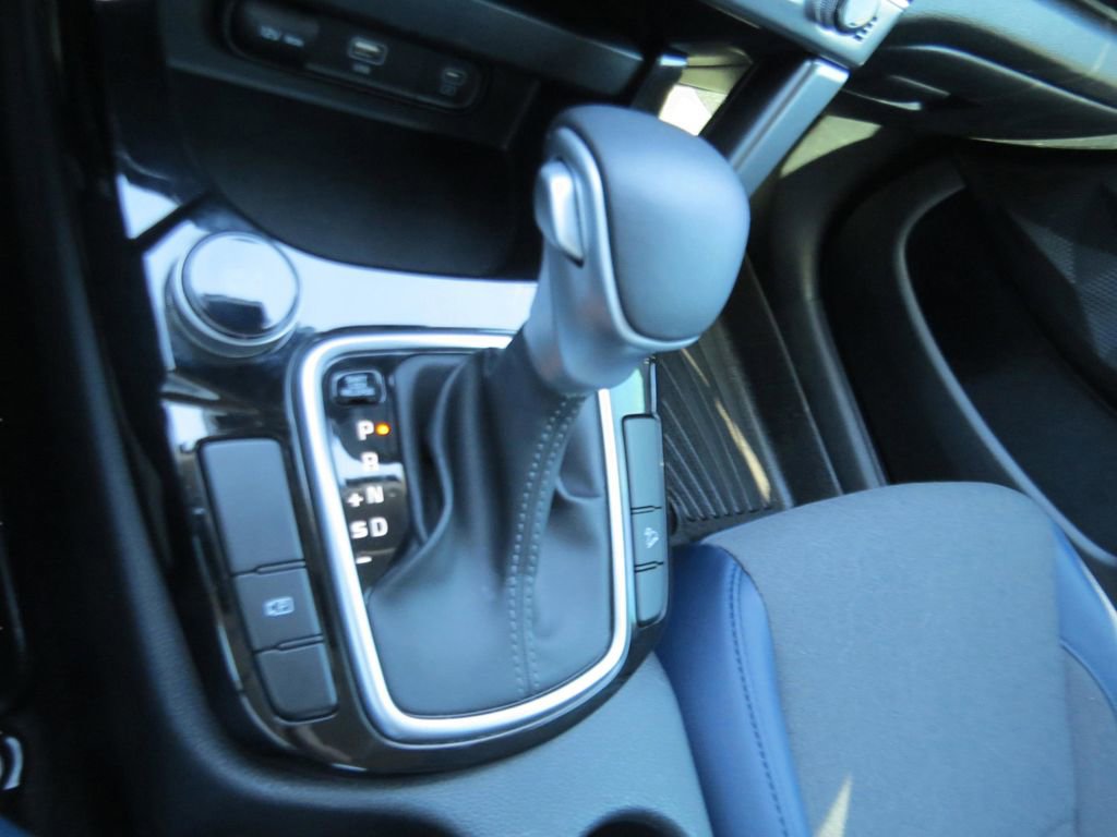 Used 2025 Kia Seltos S FWD image 19