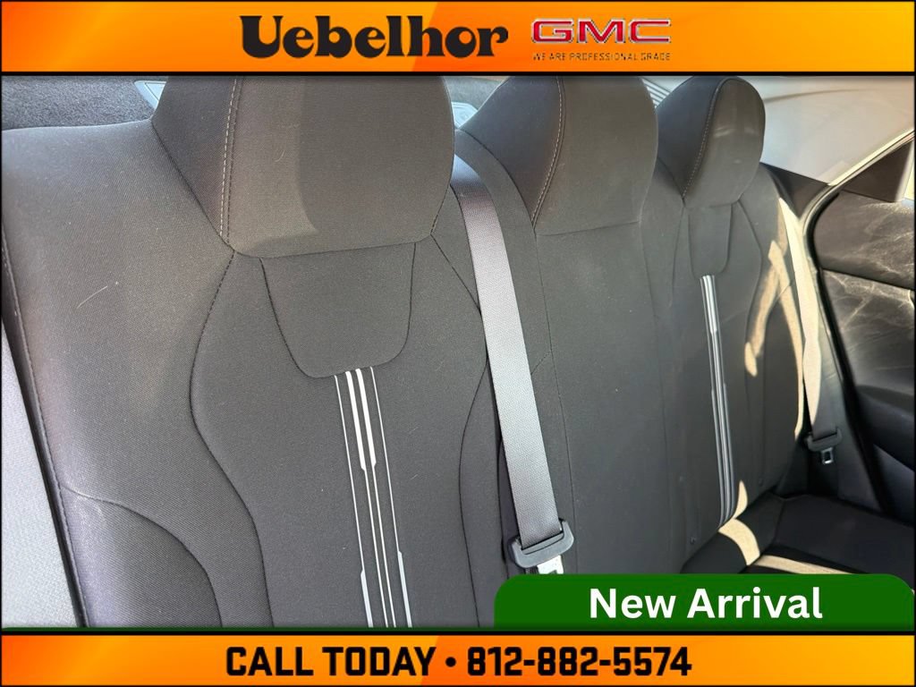 Used 2022 Hyundai Elantra SEL w/ Cargo Package FWD image 5