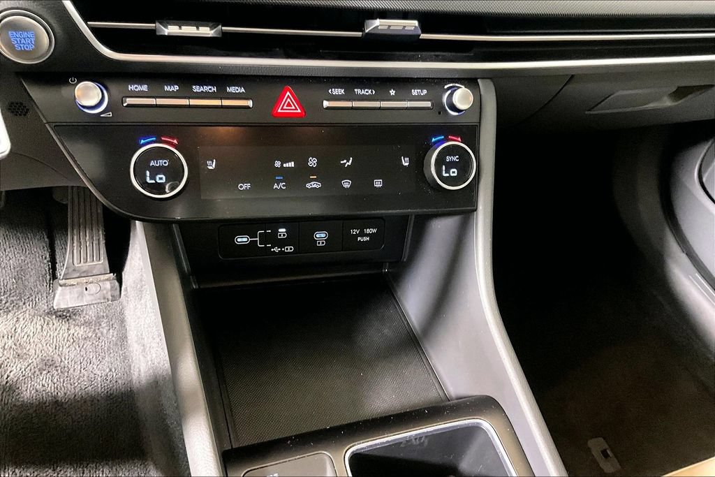 Used 2025 Hyundai Sonata SEL FWD image 25