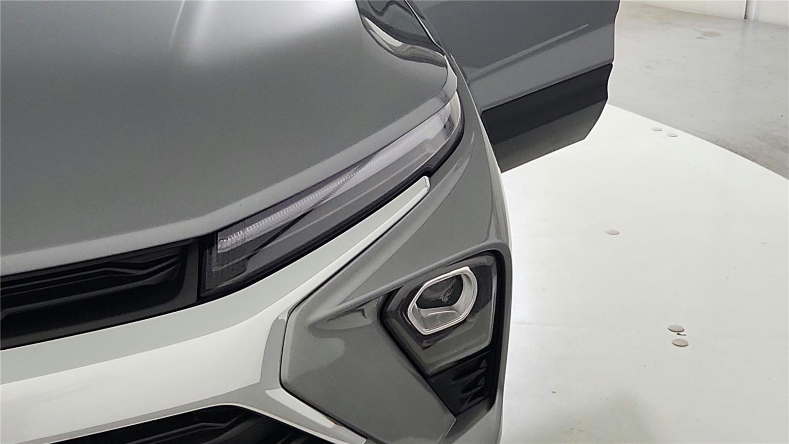 Used 2024 Chevrolet TrailBlazer LT w/ Driver Confidence Package image 34