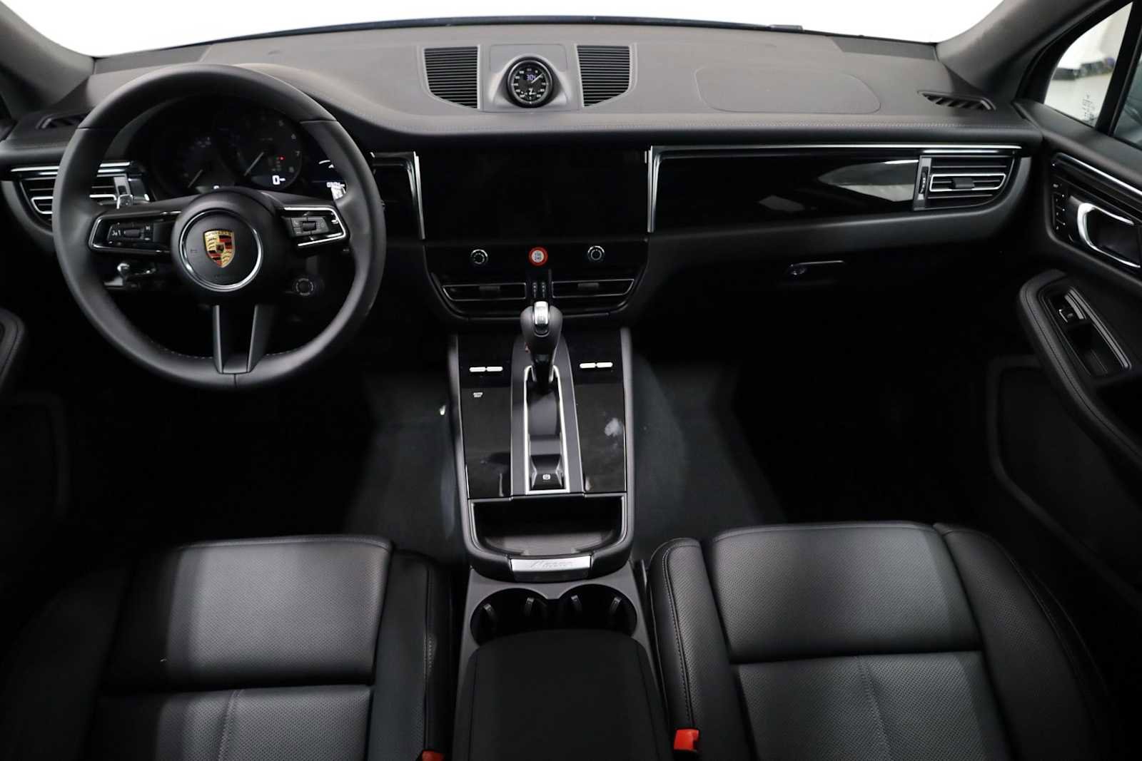 New 2026 Porsche Macan image 26