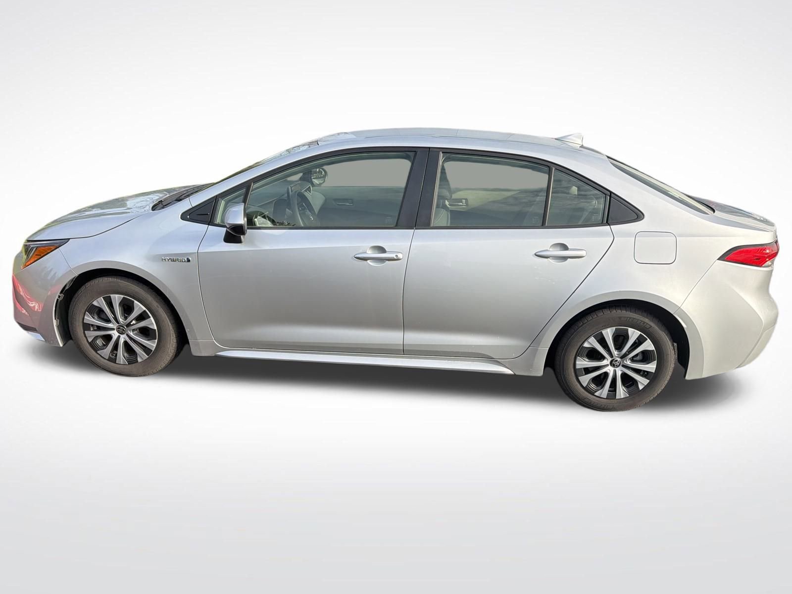 Used 2020 Toyota Corolla LE image 6