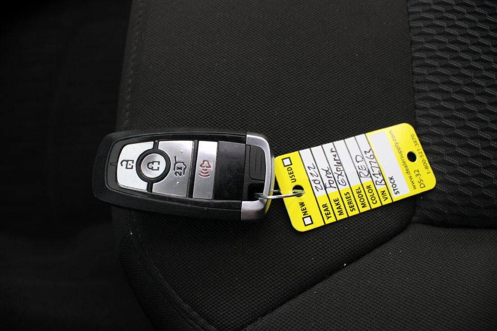 Used 2022 Ford Explorer XLT RWD image 8