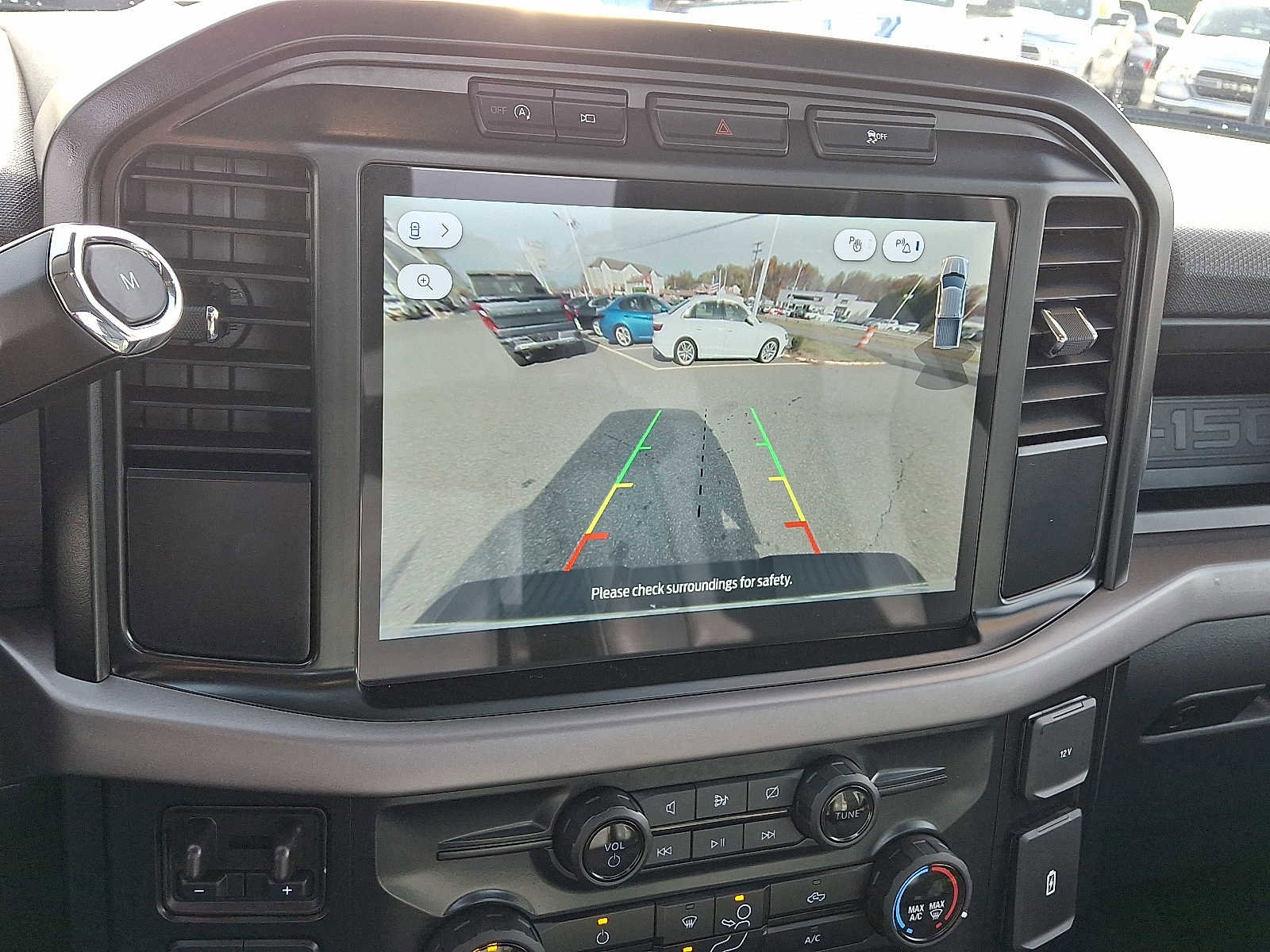 Used 2024 Ford F150 XL image 17