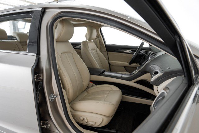 Used 2019 Lincoln MKZ Reserve FWD image 39