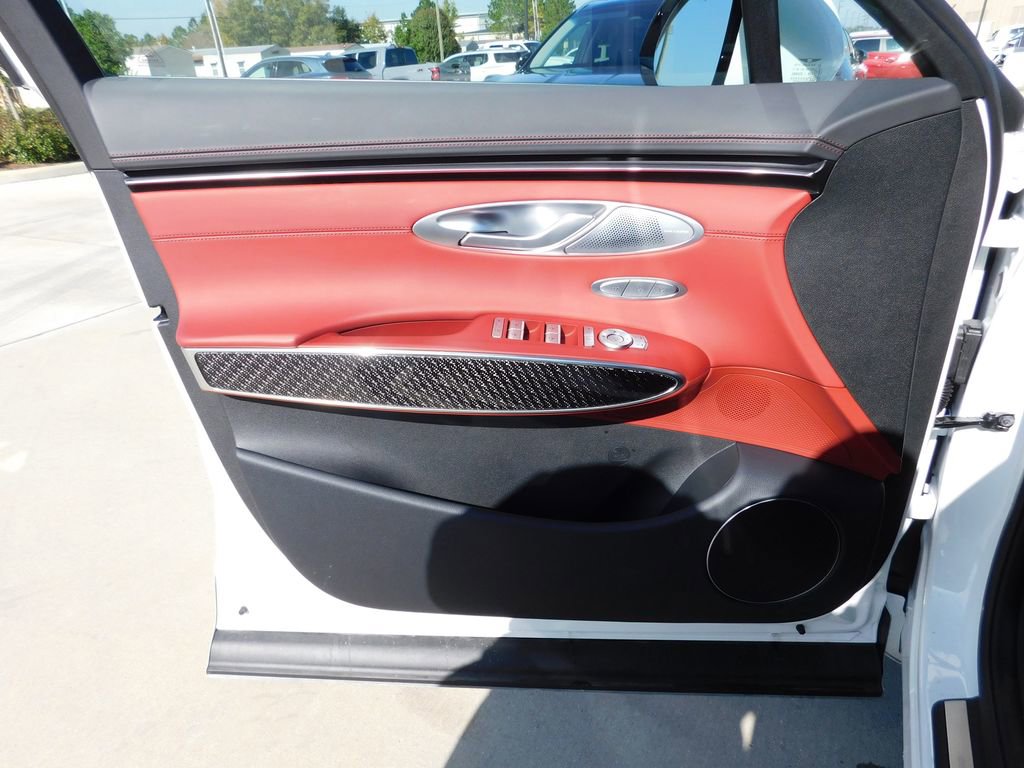 Used 2026 Genesis GV70 3.5T Sport Prestige image 10