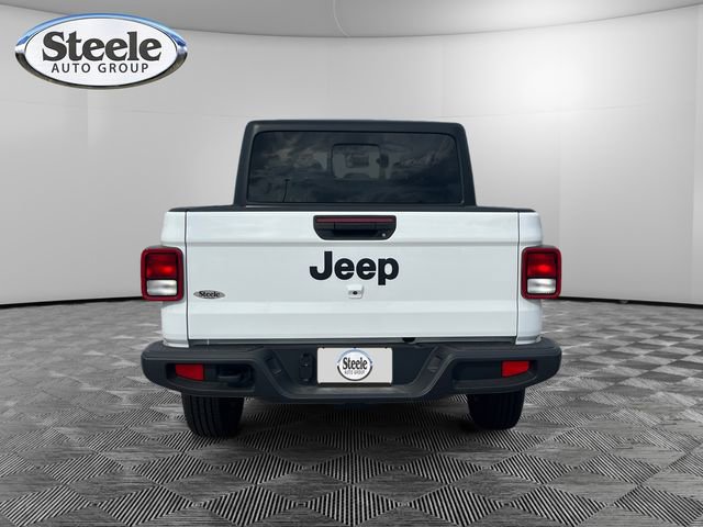 New 2025 Jeep Gladiator Sport image 4