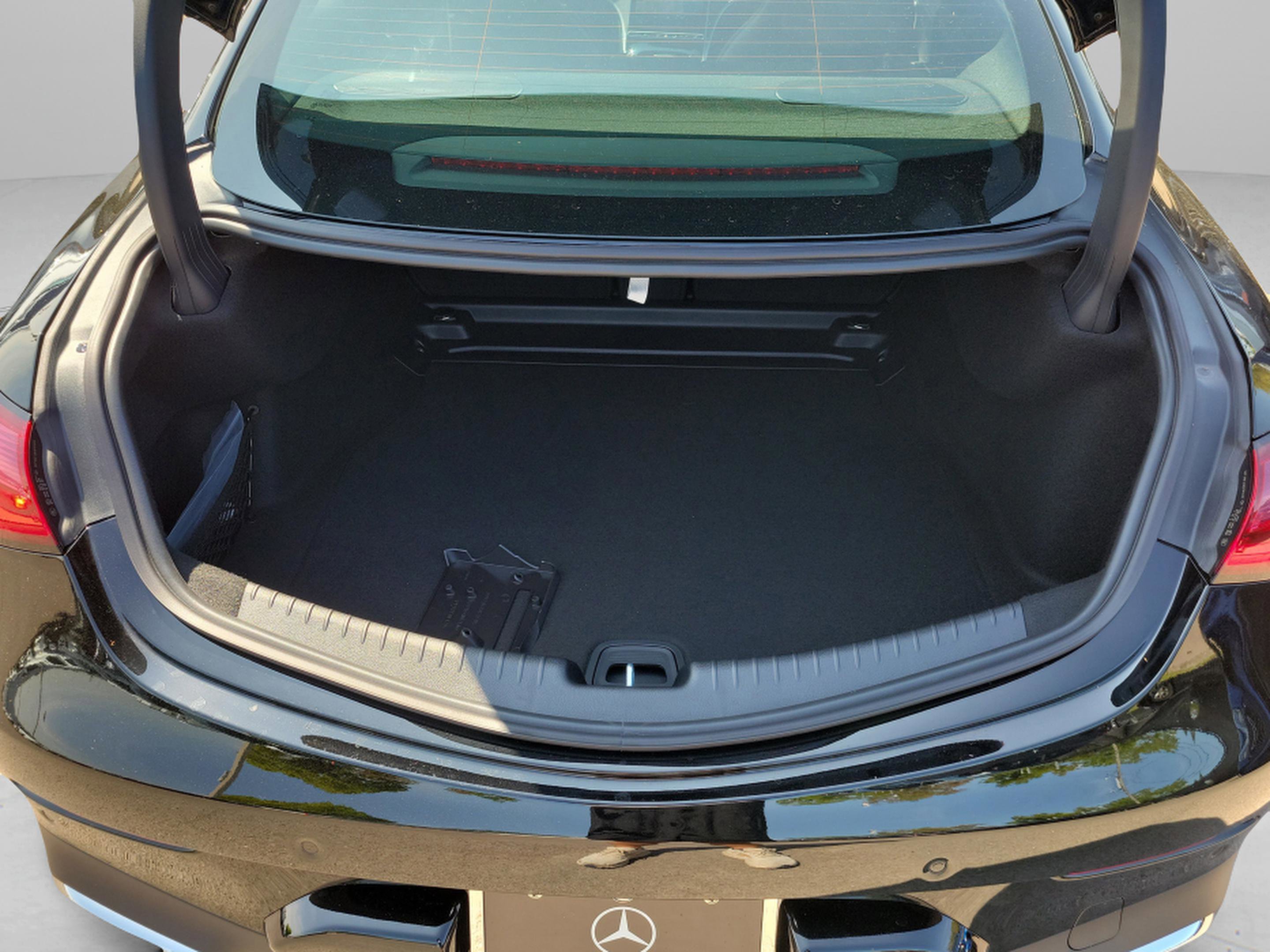 New 2026 Mercedes-Benz CLE 450 4MATIC Coupe image 9