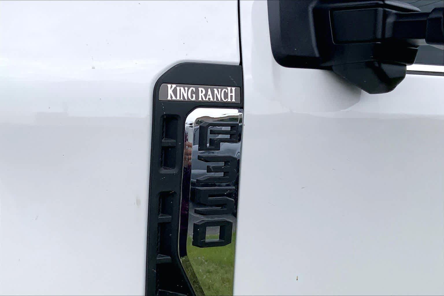 New 2026 Ford F350 King Ranch w/ FX4 Off-Road Package AWD/4WD image 14