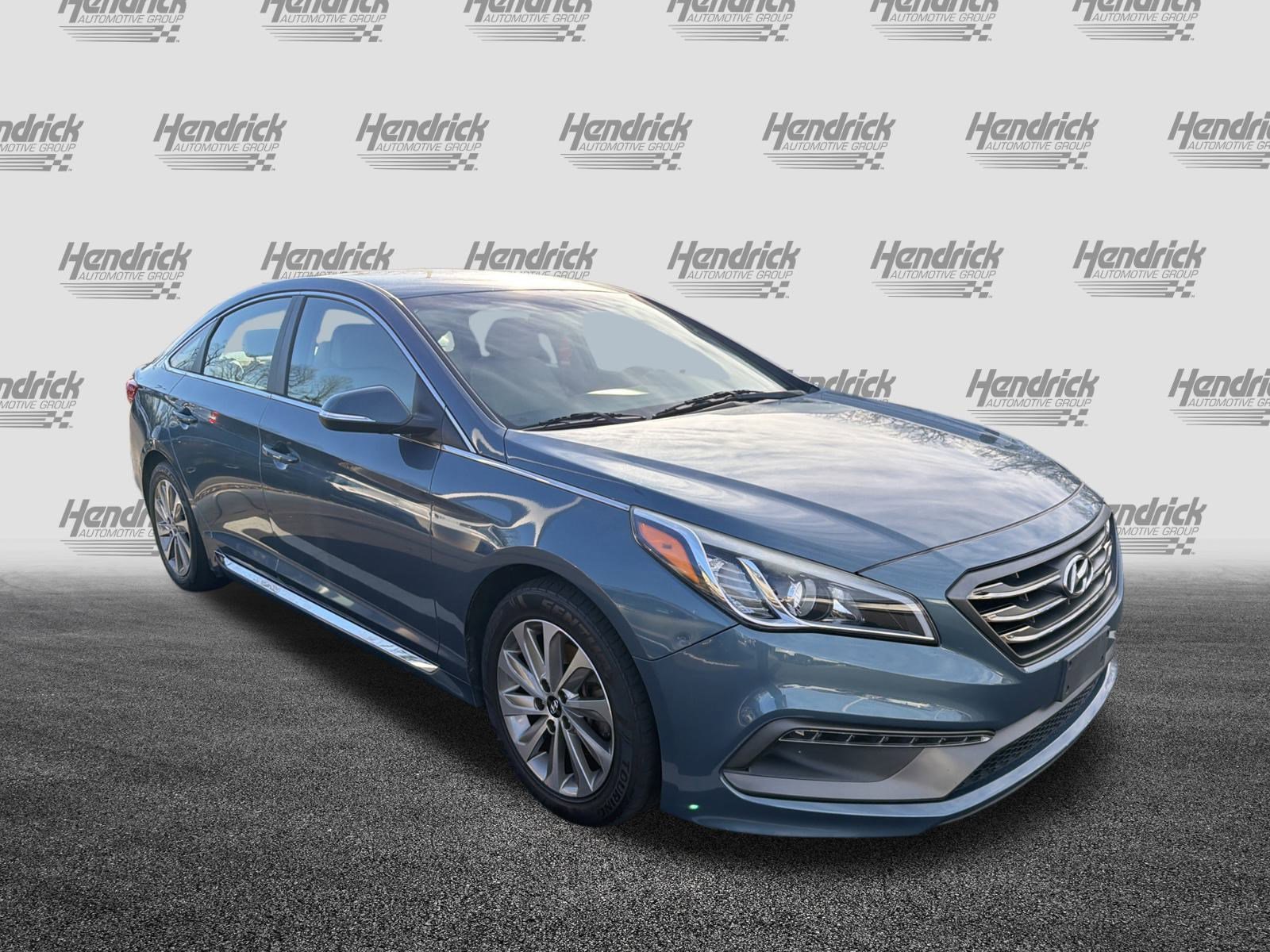 Used 2015 Hyundai Sonata Sport image 2