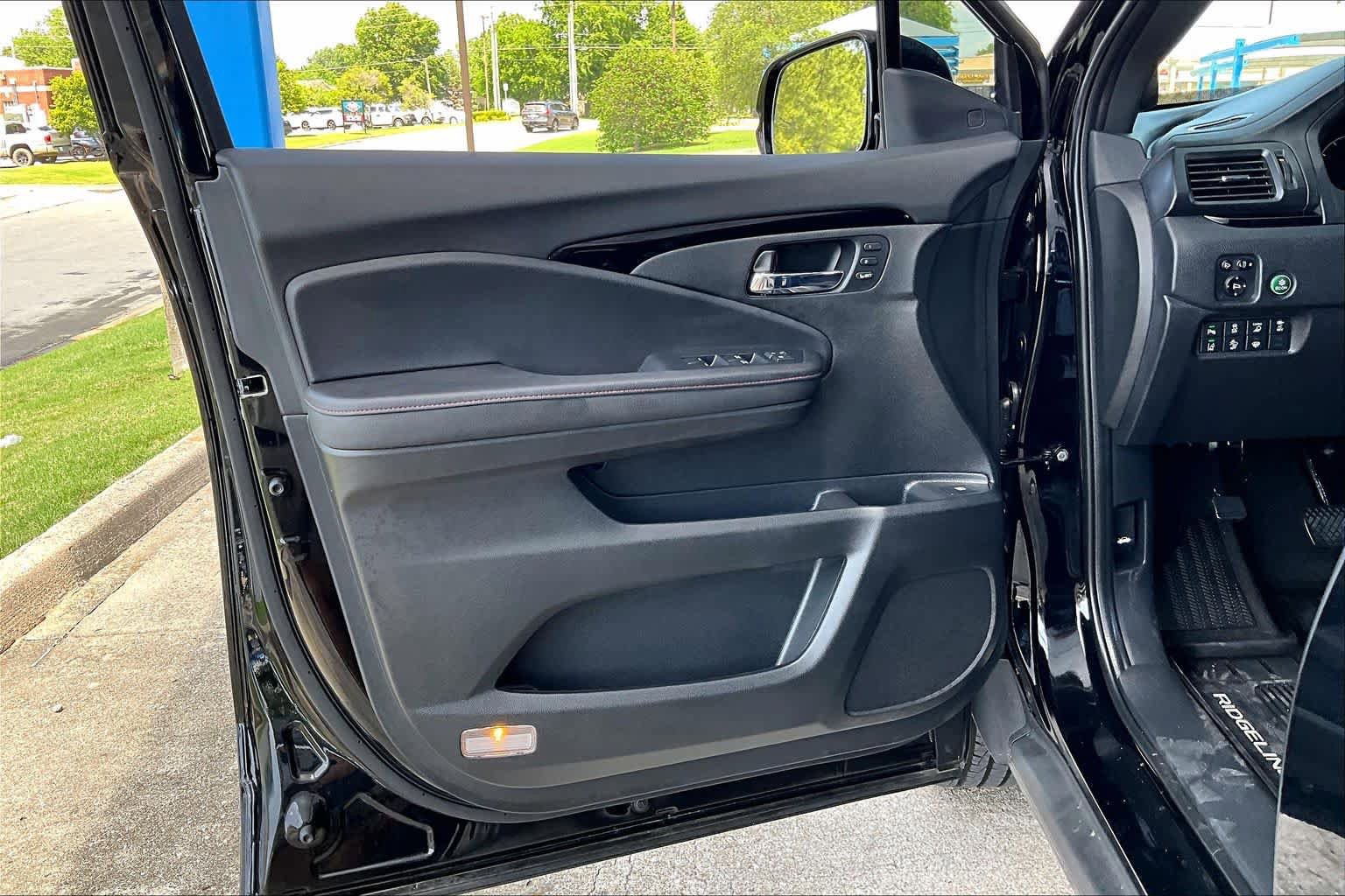 Certified 2026 Honda Ridgeline Black Edition image 22