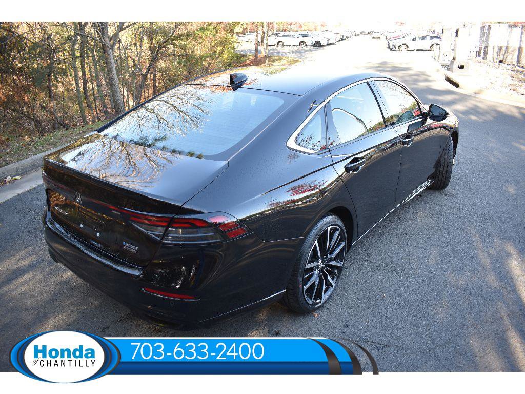 New 2025 Honda Accord Hybrid Touring image 10