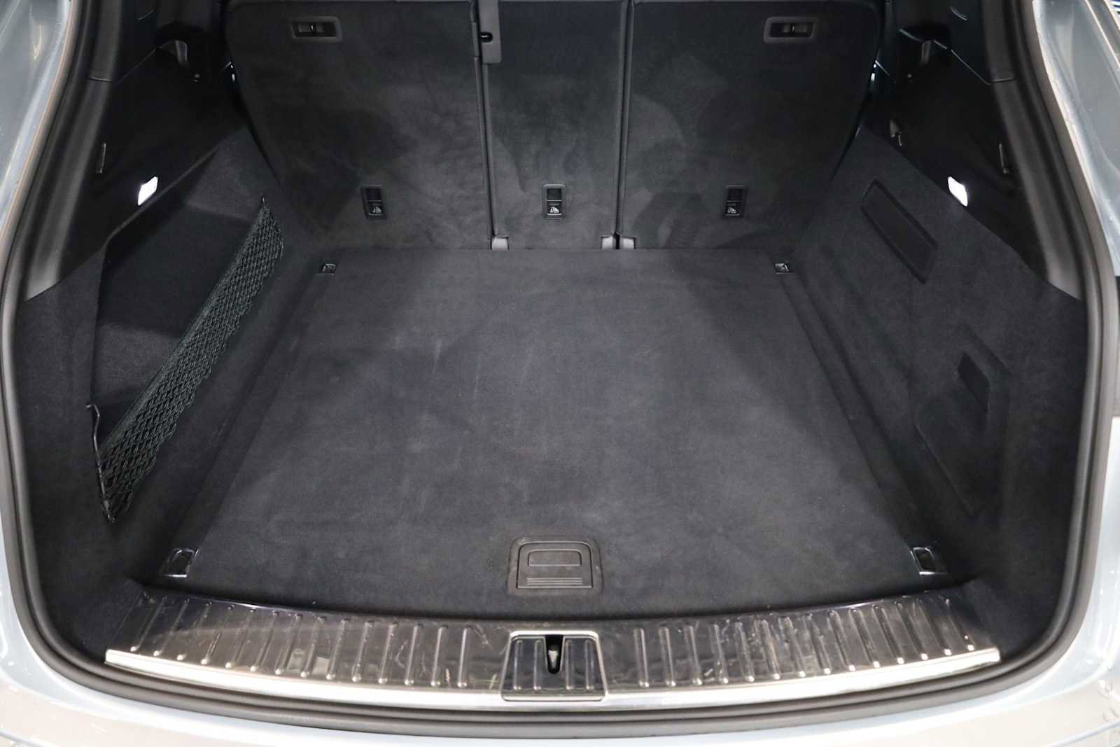 Used 2021 Porsche Cayenne image 41