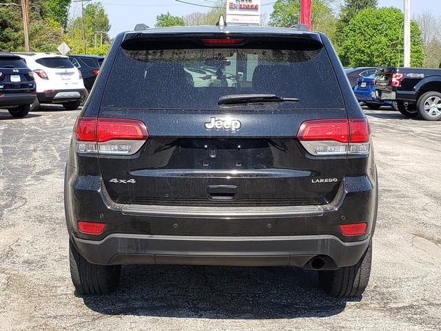 Used 2020 Jeep Grand Cherokee Laredo AWD/4WD image 6