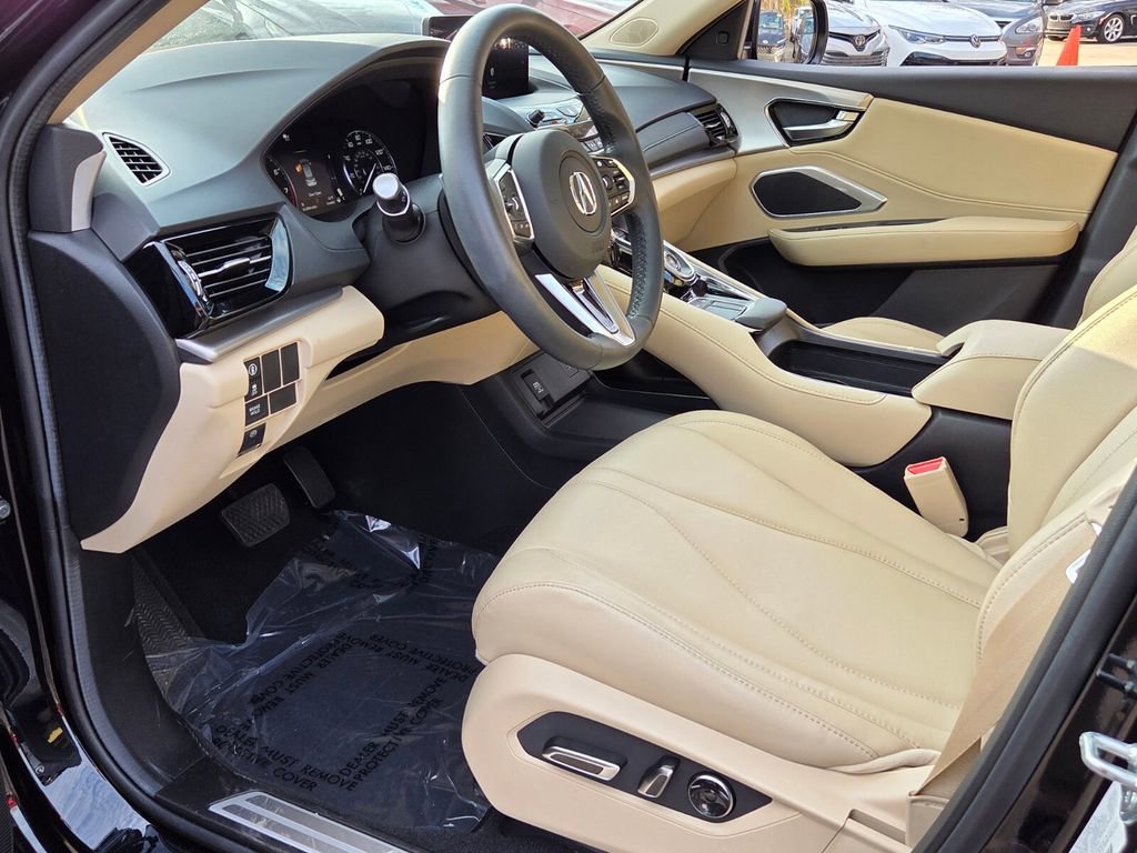 Used 2024 Acura RDX SH-AWD image 11