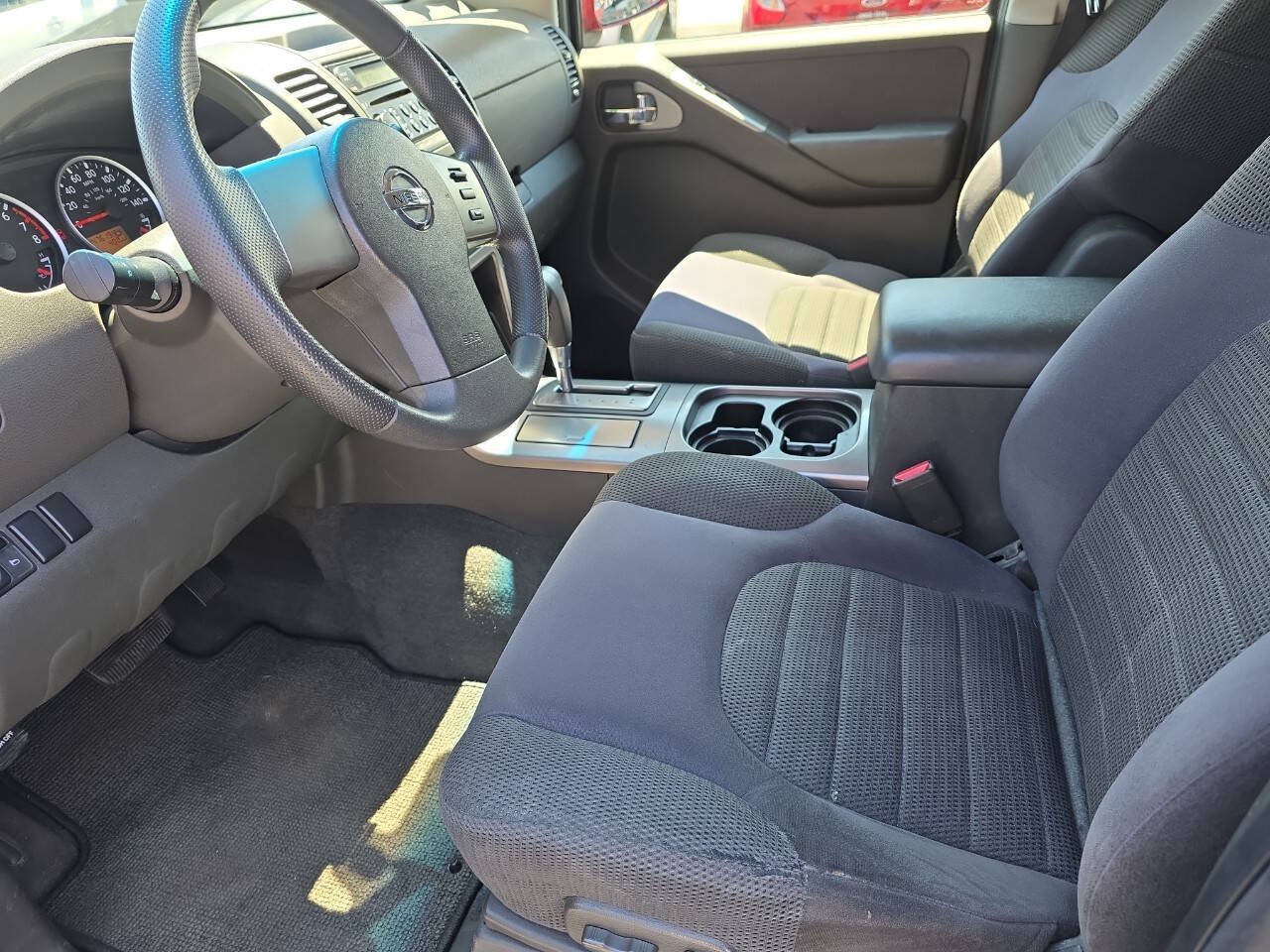 Used 2006 Nissan Pathfinder SE RWD image 11