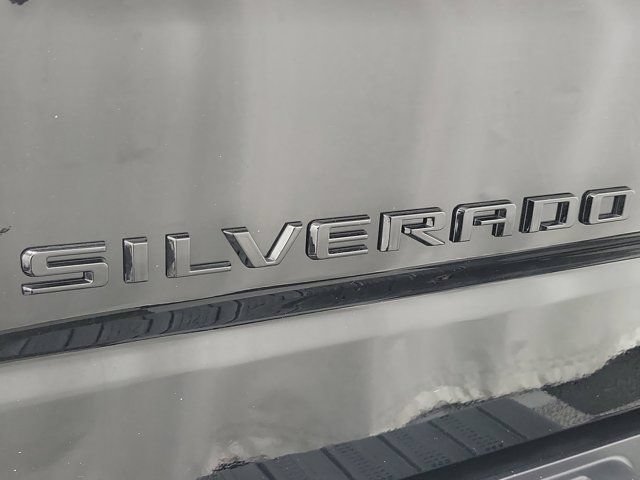 Used 2024 Chevrolet Silverado 1500 LT Trail Boss w/ Convenience Package II AWD/4WD image 7