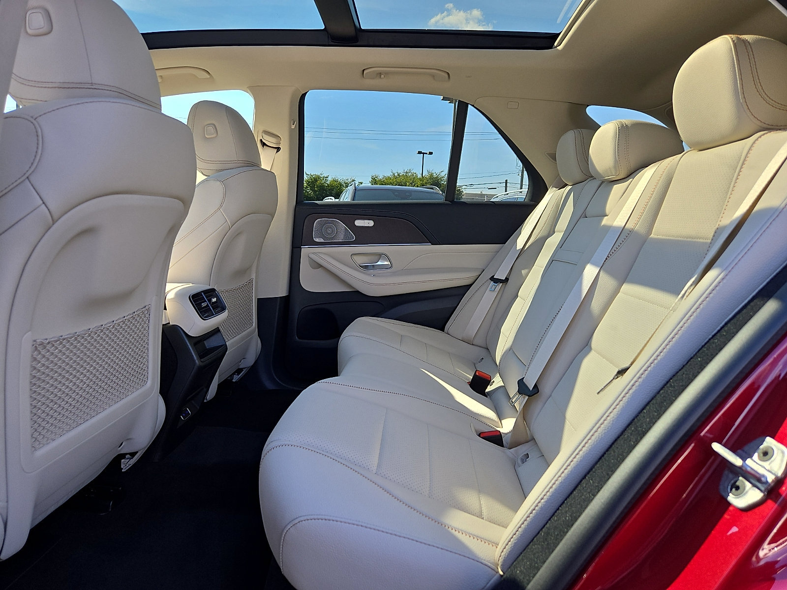 New 2027 Mercedes-Benz GLE 450 4MATIC image 6