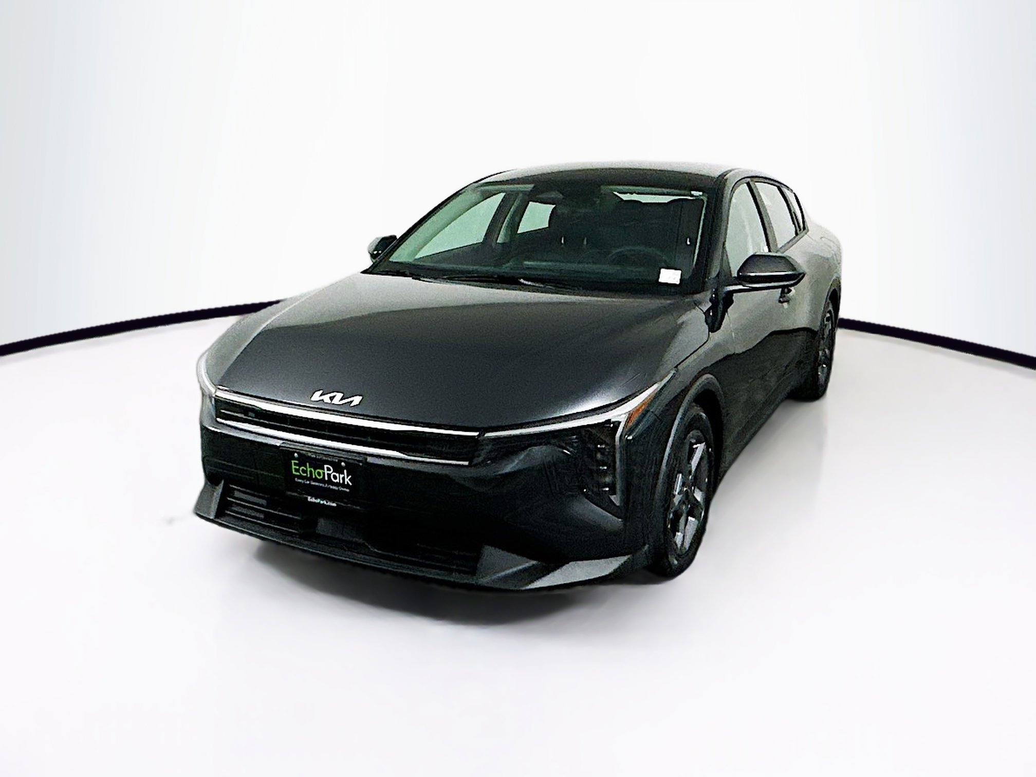 Used 2025 Kia K4 LXS image 3