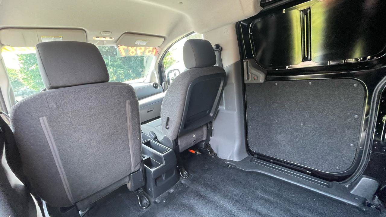 Used 2020 Nissan NV200 S FWD image 21
