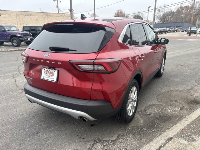Used 2023 Ford Escape Active w/ Cold Weather Package image 7