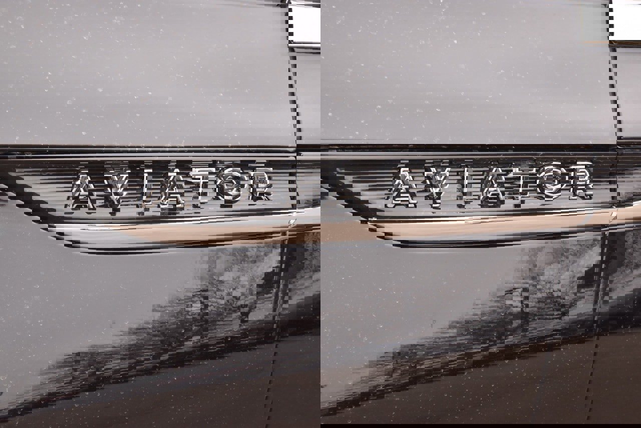 New 2026 Lincoln Aviator Black Label w/ Dynamic Handling Package image 42