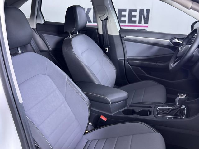 Used 2025 Volkswagen Jetta SE w/ Sunroof Package image 23