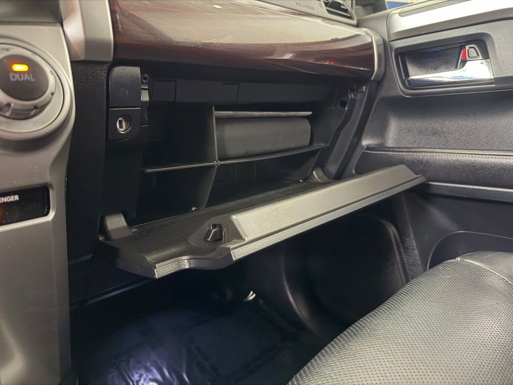 Used 2015 Toyota 4Runner Limited AWD/4WD image 51