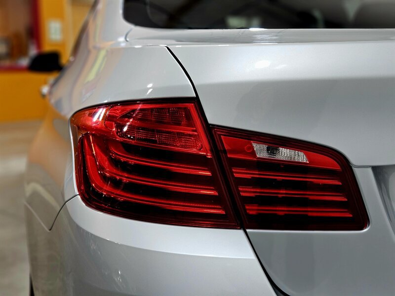 Used 2014 BMW 535d Sedan RWD image 16