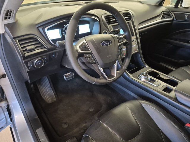 Used 2017 Ford Fusion Titanium FWD image 10