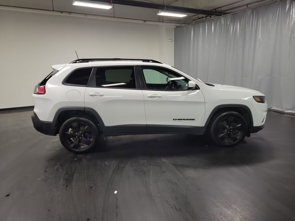 Used 2019 Jeep Cherokee Latitude Plus image 10